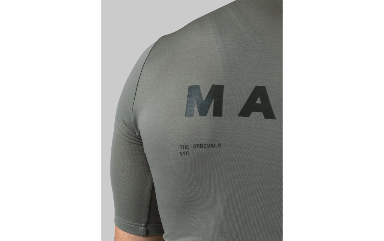 Jersey MAAP Embark Team Fit