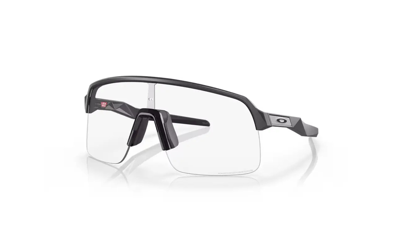 Gafas Oakley Sutro Lite Matte Carbon Clear Photochromic